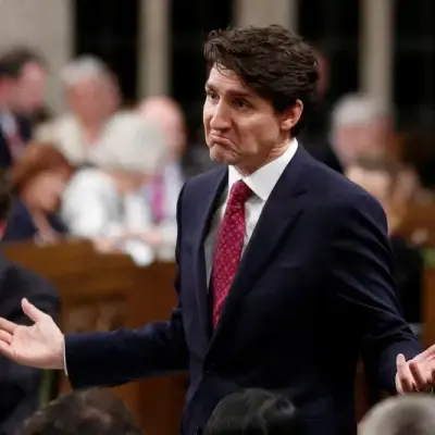 সুতায় ঝুলছে জাস্টিন ট্রুডোর রাজনৈতিক ভাগ্য, সামনে যা ঘটতে পারে